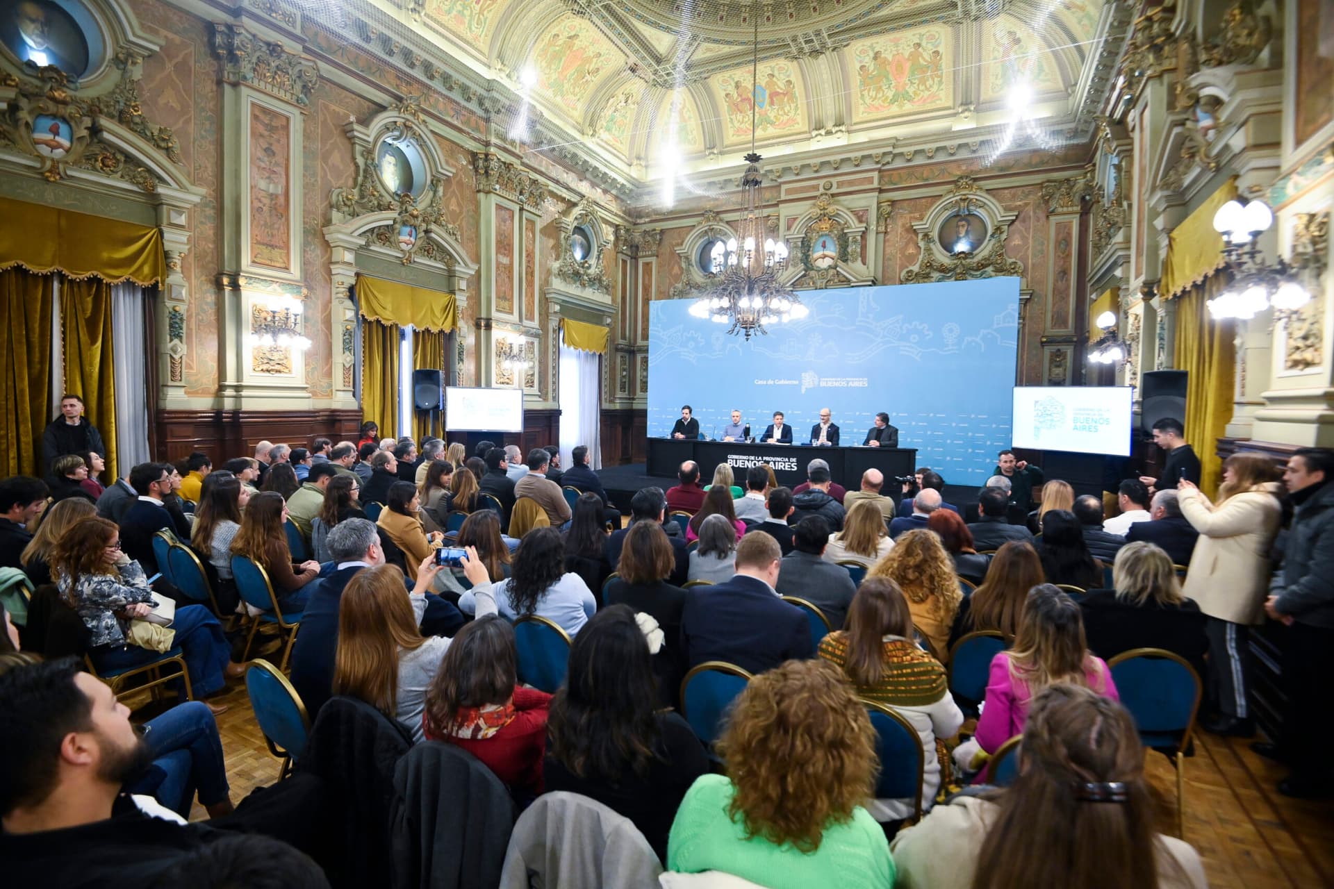 Axel Kicillof impulsa la adhesión de municipios bonaerenses a programa UNICEF para proteger la niñez