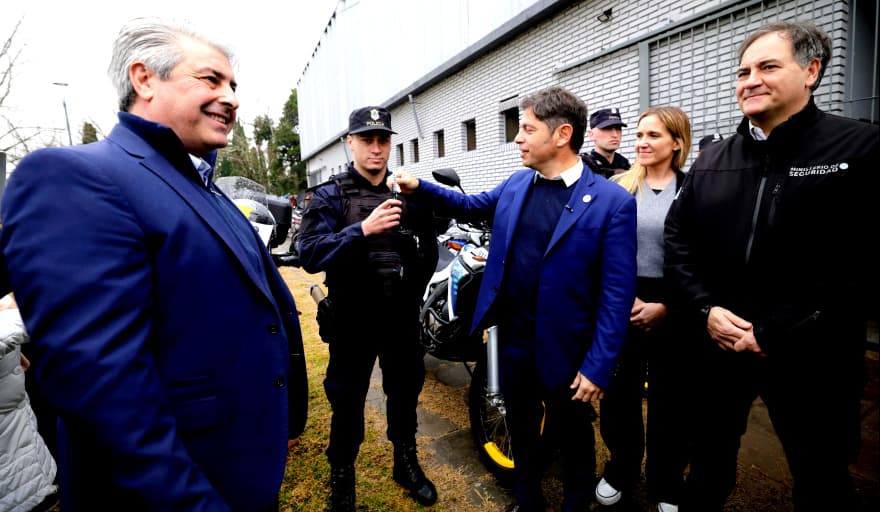 Axel Kicillof refuerza salud y seguridad en Pergamino pese a tensiones políticas locales