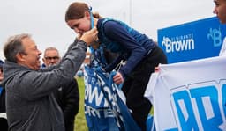 Mariano Cascallares respaldó a los atletas brownianos en el Campeonato Metropolitano de Cross Country
