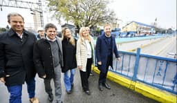 Kicillof enfoca la campaña en el Conurbano para contrarrestar a Milei con resultados de gestión