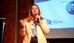 Valeria Arata desde la Cuarta Sección: “Es hora de detener el ajuste impulsado por Milei”