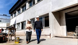 Avanzan las obras de la nueva Escuela Secundaria N° 76 en Longchamps