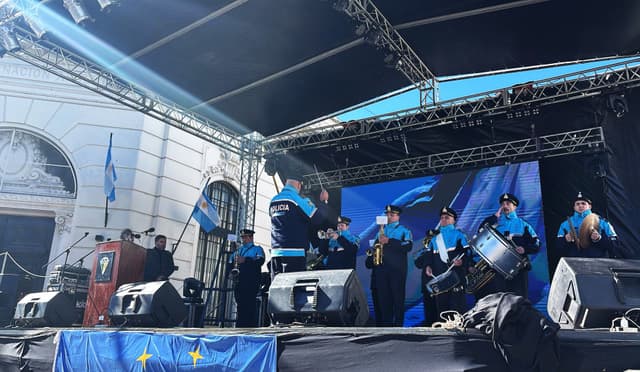 Adolfo Gonzales Chaves conmemora 109 años con una emotiva celebración comunitaria