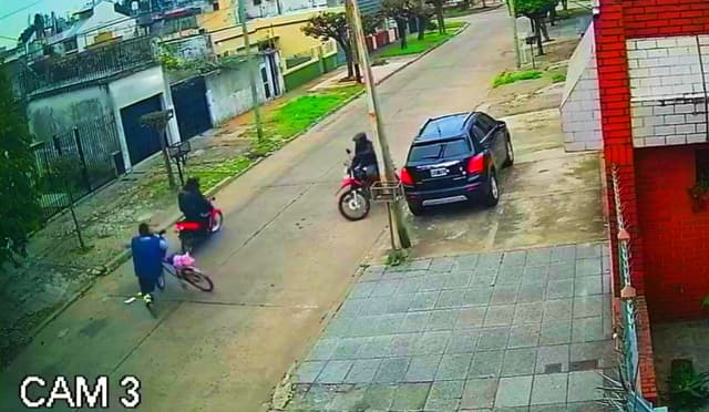 Intento de robo a cartero en bicicleta alerta a vecinos de La Matanza