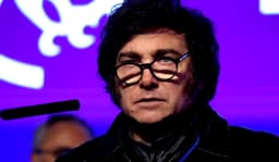 Milei arremete contra diputados PRO tras rechazo a sus vetos y genera controversia en redes