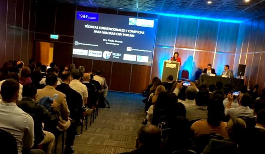 Magdalena fortalece su compromiso en diagnóstico por imágenes participando en congreso nacional