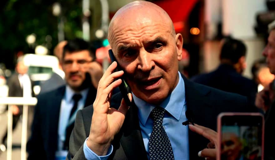 Espert enfrenta turbulencias en su campaña tras escándalo con Spagnuolo y busca recuperar terreno electoral